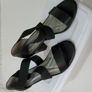 Andrew Geller Black 6.5 Sandals Pre-owned